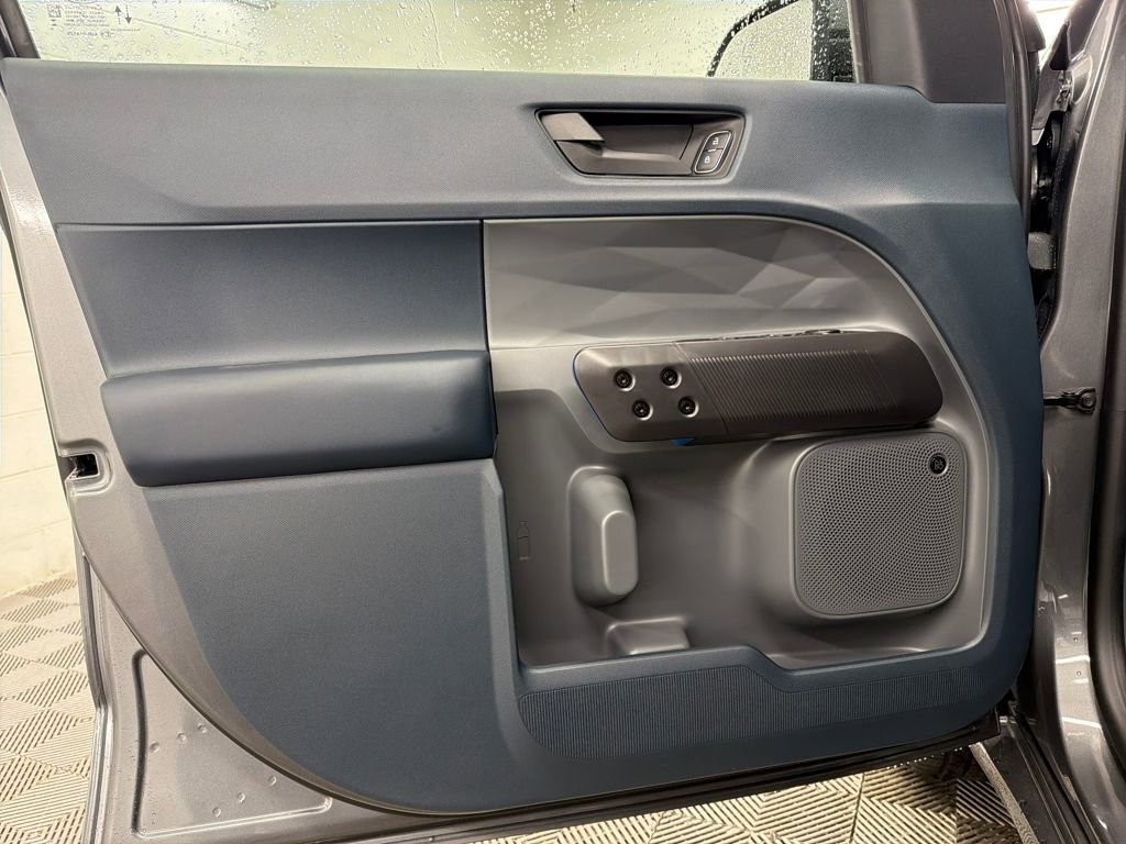 New 2026 Ford Maverick Lobo image 16