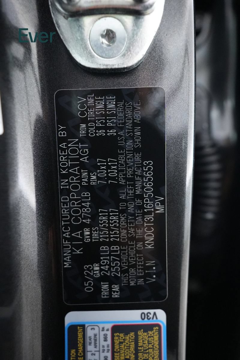 Used 2023 Kia Niro Wave w/ Wave Preserve Package FWD image 29