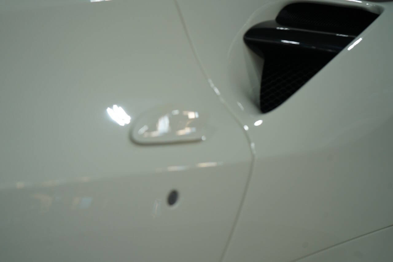 Used 2017 Ferrari 488 GTB image 34