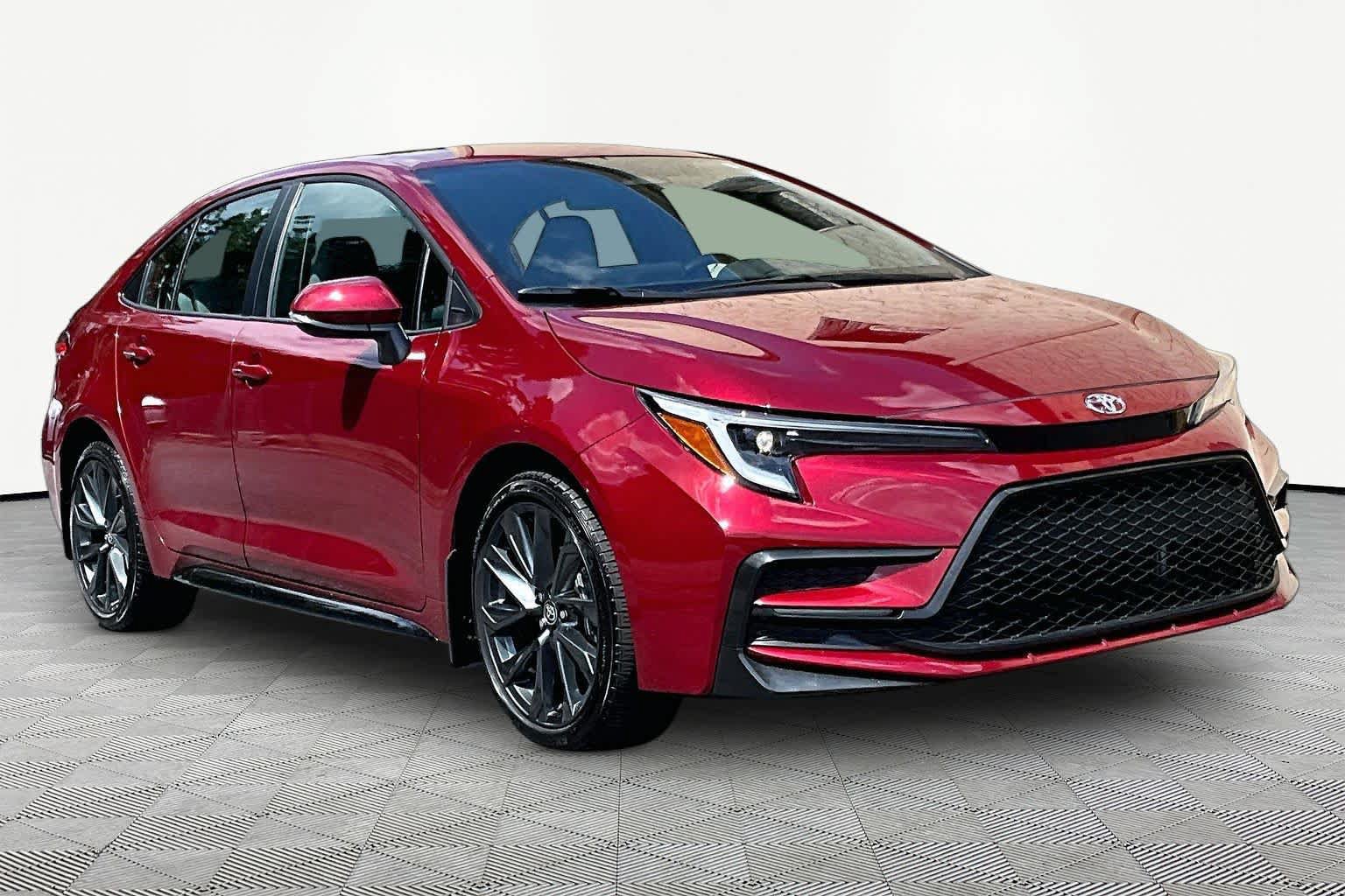 Used 2025 Toyota Corolla SE FWD image 3