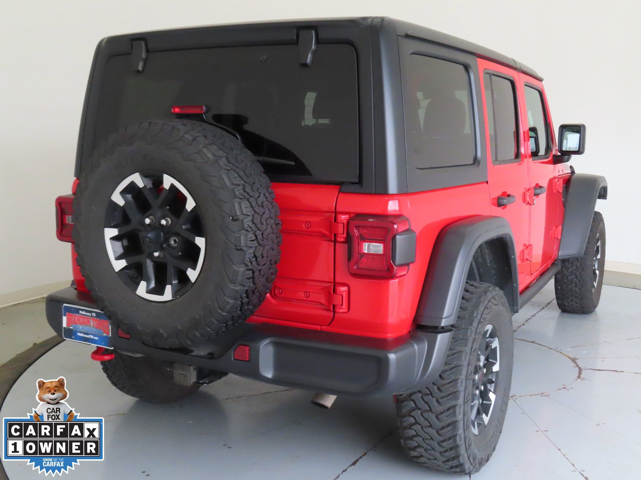 Used 2025 Jeep Wrangler Unlimited Rubicon AWD/4WD image 4