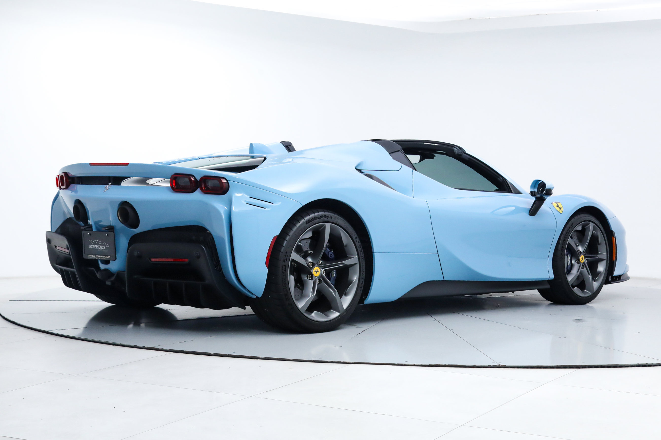 Certified 2023 Ferrari SF90 Spider AWD/4WD image 3