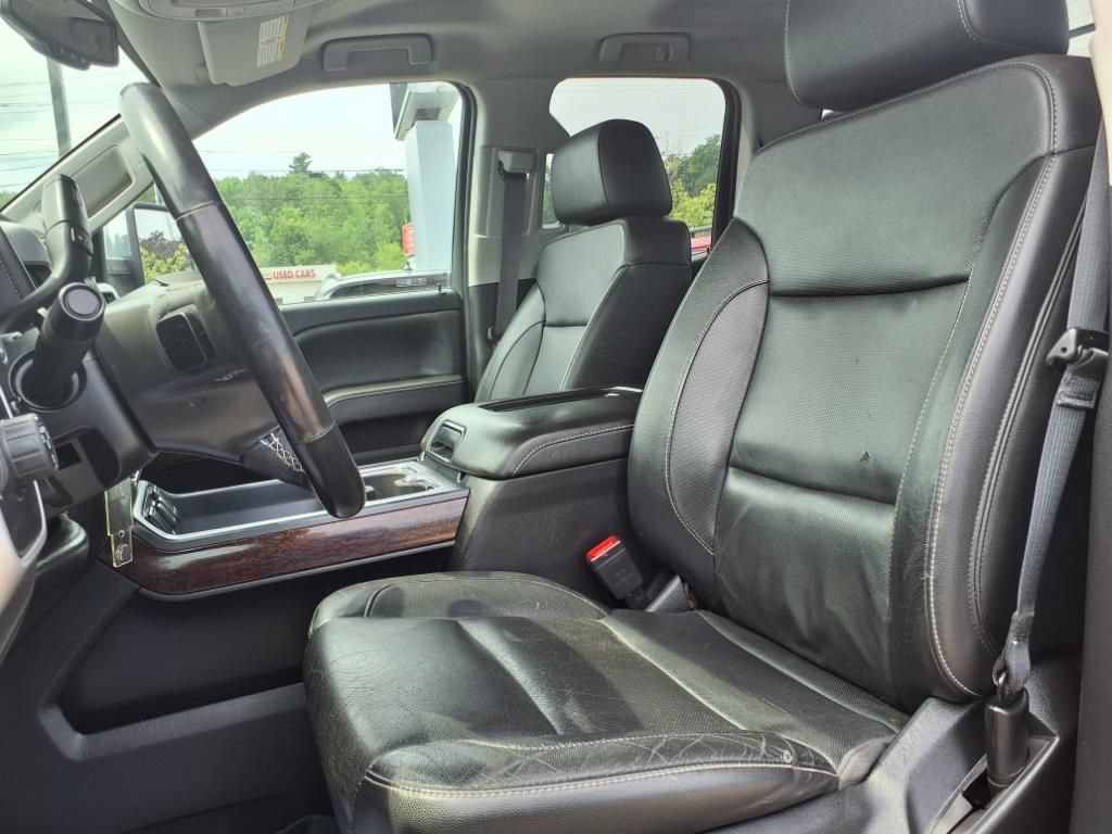 Used 2018 GMC Sierra 2500 SLT w/ Snow Plow Prep Package AWD/4WD image 12