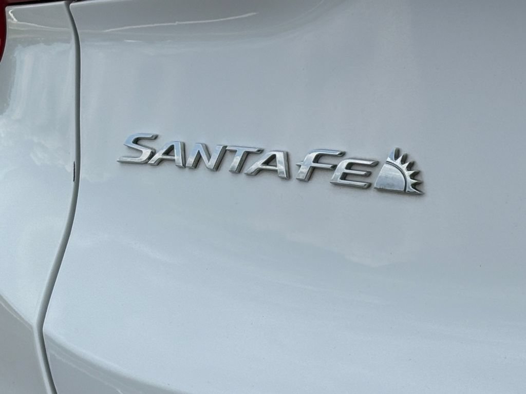 Used 2023 Hyundai Santa Fe SEL w/ Premium Package FWD image 10