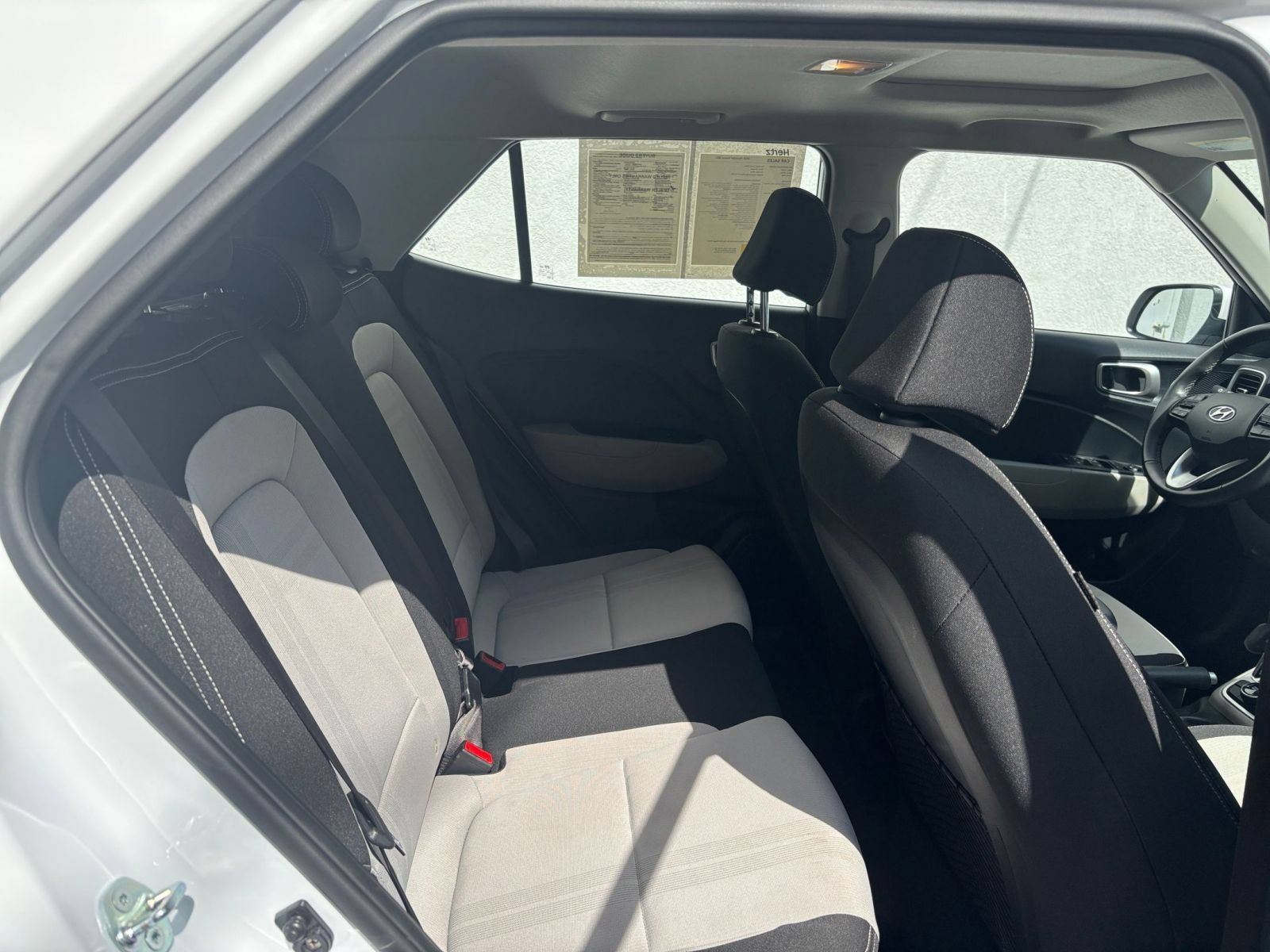 Used 2026 Hyundai Venue SEL FWD image 37