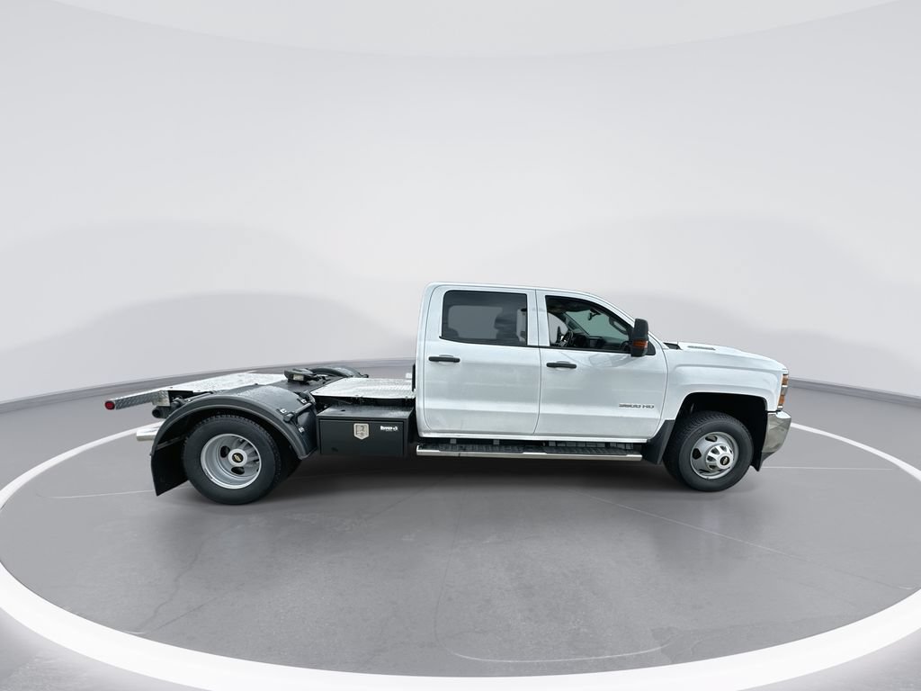 Used 2018 Chevrolet Silverado 3500 W/T w/ WT Convenience Package AWD/4WD image 9