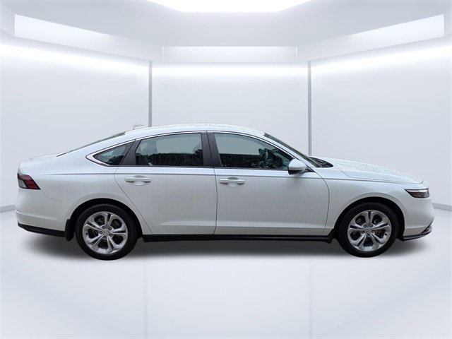 Certified 2025 Honda Accord LX image 3