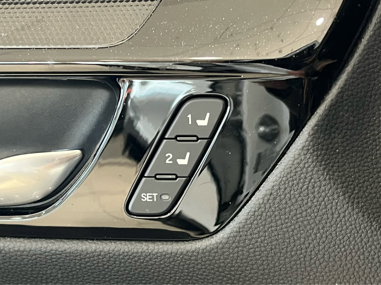 Used 2024 Honda CR-V Sport Touring image 16