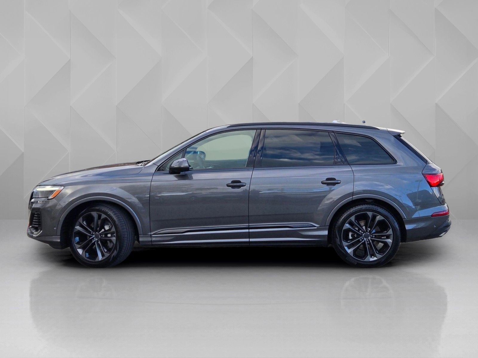 New 2026 Audi Q7 2.0T Premium Plus AWD/4WD image 3