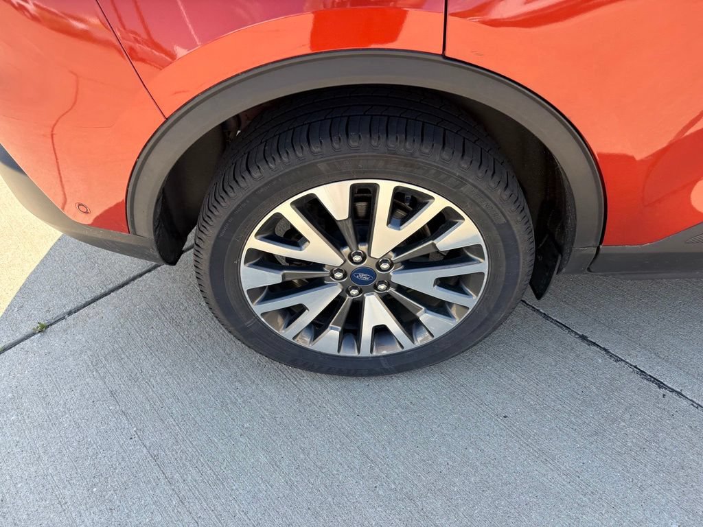 Used 2020 Ford Escape Titanium AWD/4WD image 30