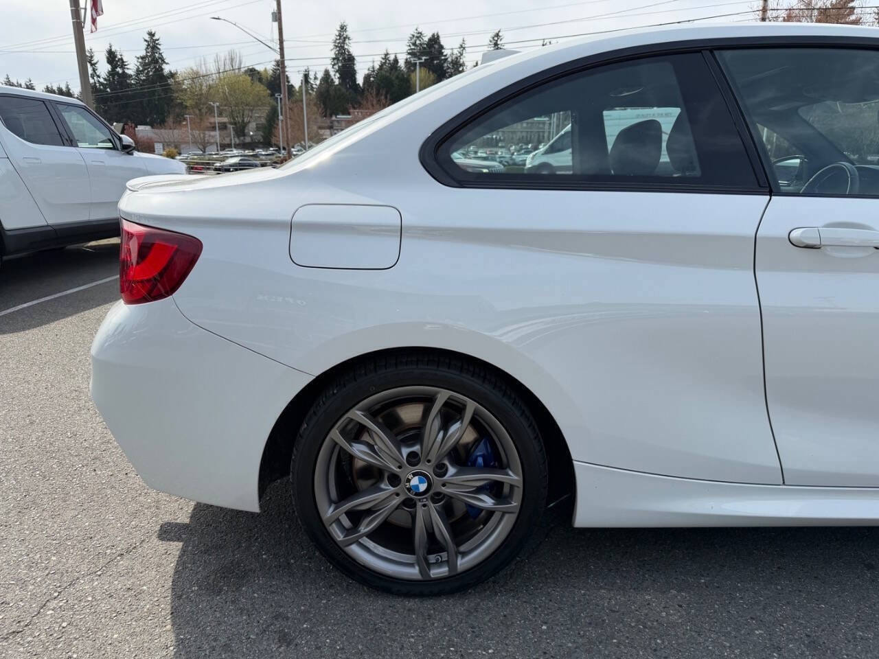 Used 2016 BMW M235i Coupe image 12