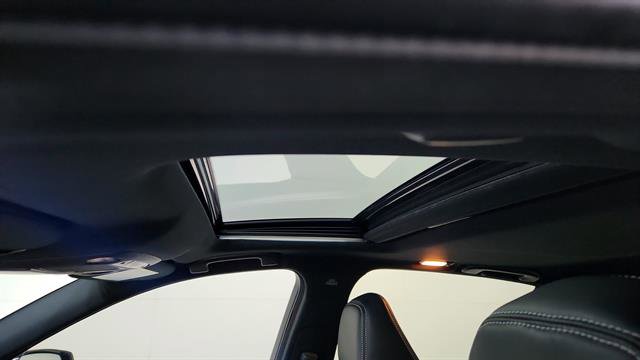 Used 2023 INFINITI Q50 Sensory image 13