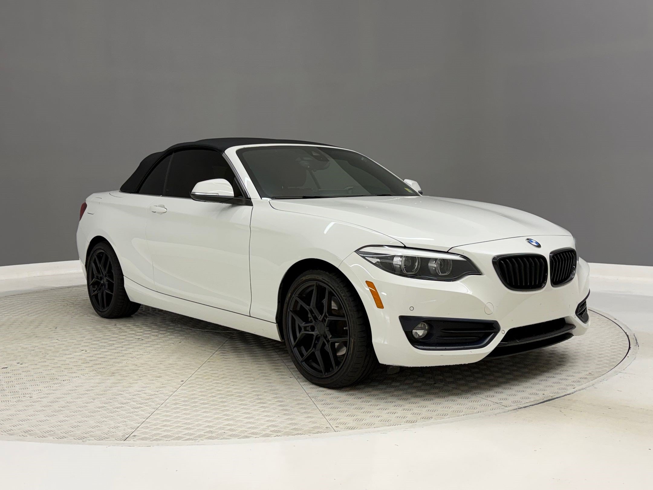 Used 2020 BMW 230i Convertible w/ Premium Package RWD image 7