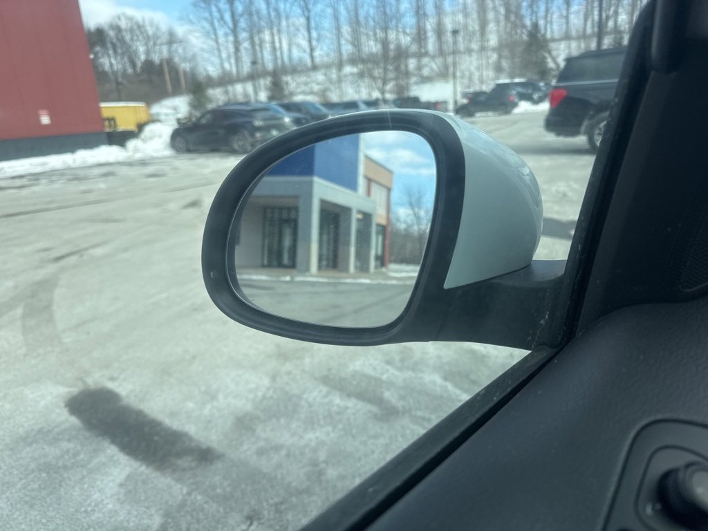 Used 2017 Volkswagen Tiguan Limited image 33