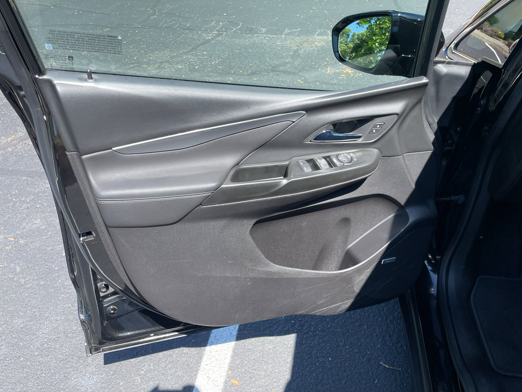 Used 2023 Chevrolet Bolt LT w/ Infotainment Package FWD image 15