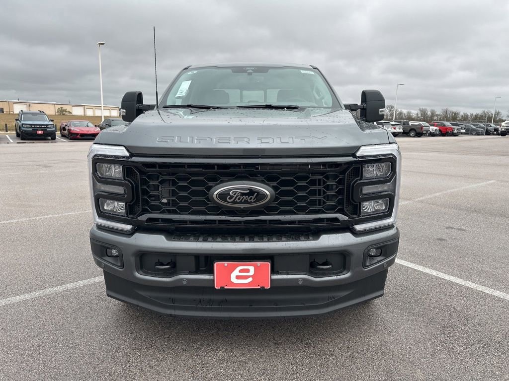 New 2026 Ford F250 Lariat w/ Black Appearance Package image 2