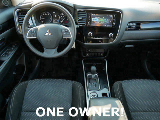 Used 2020 Mitsubishi Outlander ES image 11