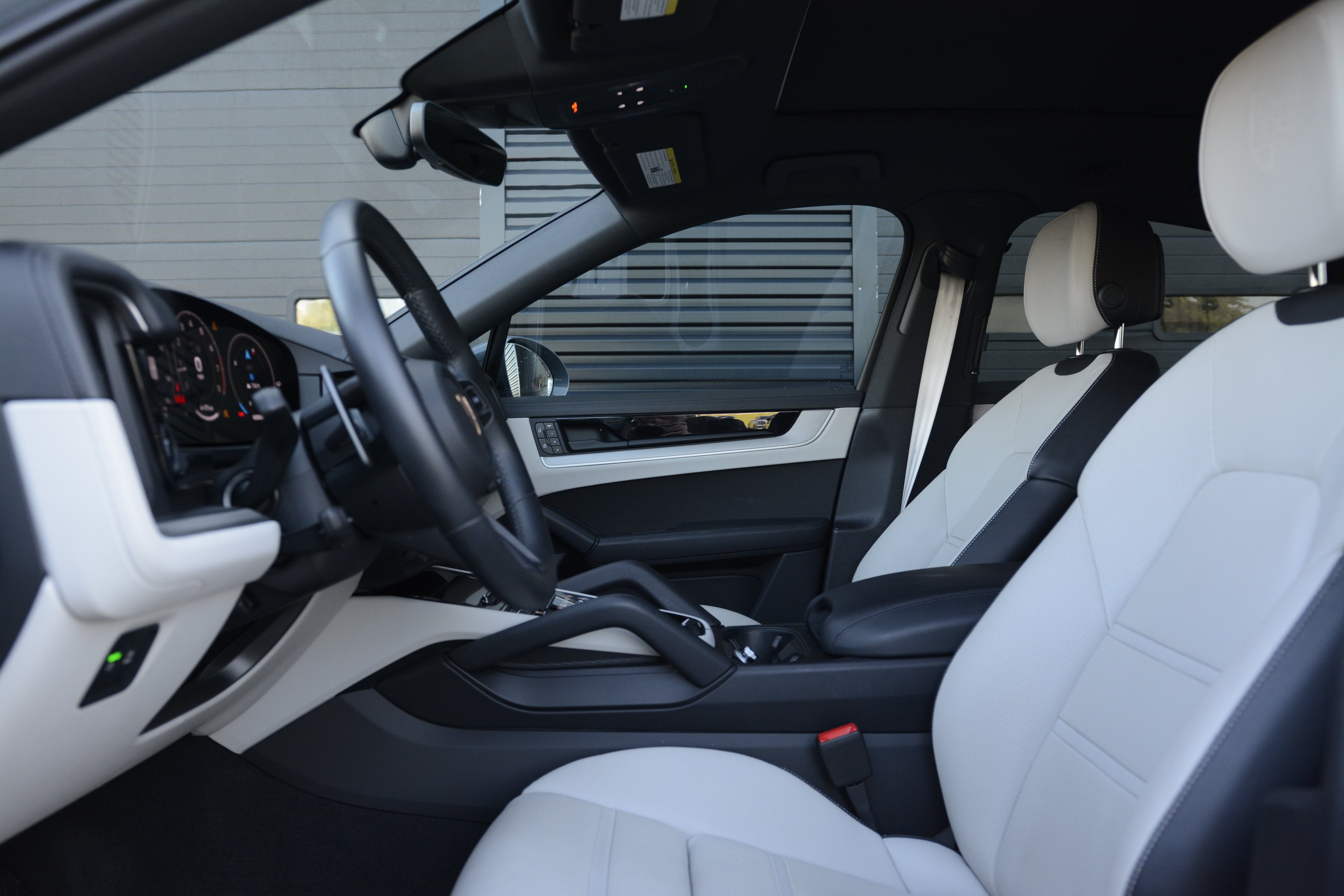 Certified 2026 Porsche Cayenne Coupe AWD/4WD image 15