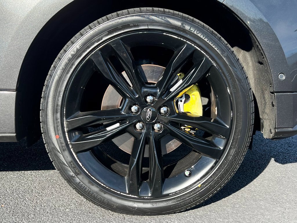 Used 2019 Ford Edge ST w/ Equipment Group 401A image 18