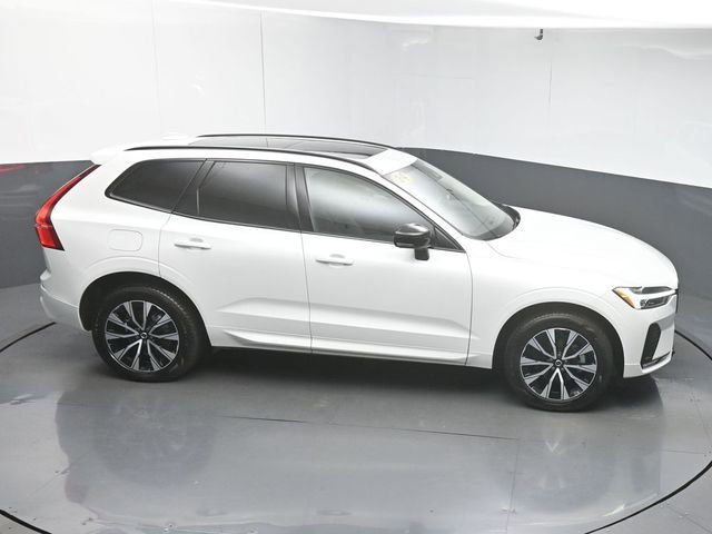 Used 2024 Volvo XC60 B5 Core image 50