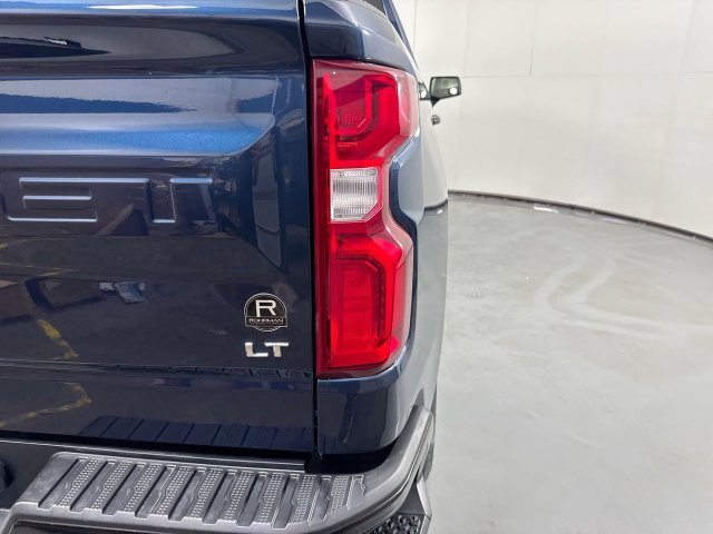 Used 2020 Chevrolet Silverado 1500 LT Trail Boss AWD/4WD image 30