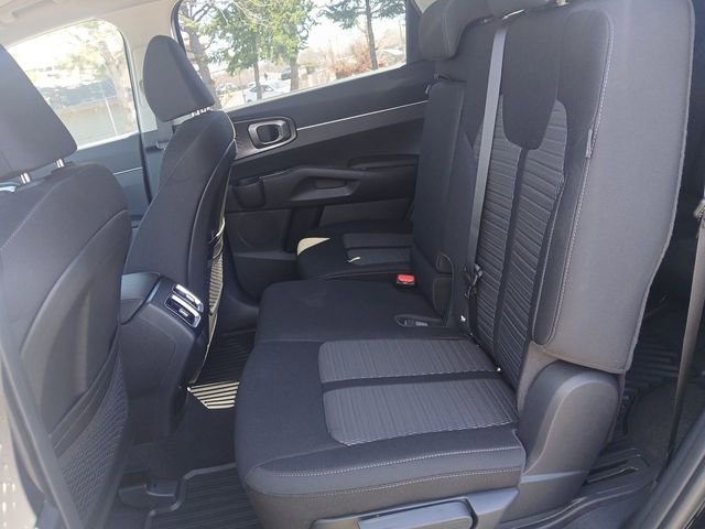 New 2026 Kia Sorento LX FWD image 21
