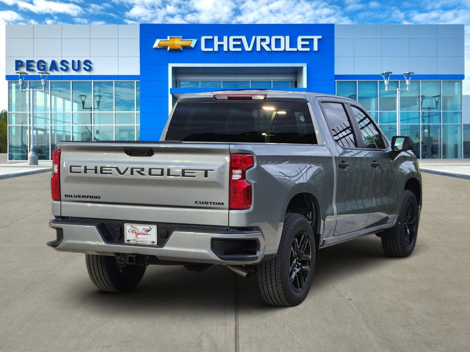 New 2026 Chevrolet Silverado 1500 Custom w/ LPO, Dark Essentials Package RWD image 4