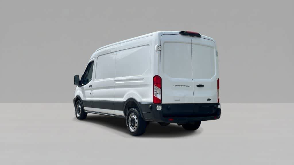 Used 2018 Ford Transit 250 148 Medium Roof RWD image 6
