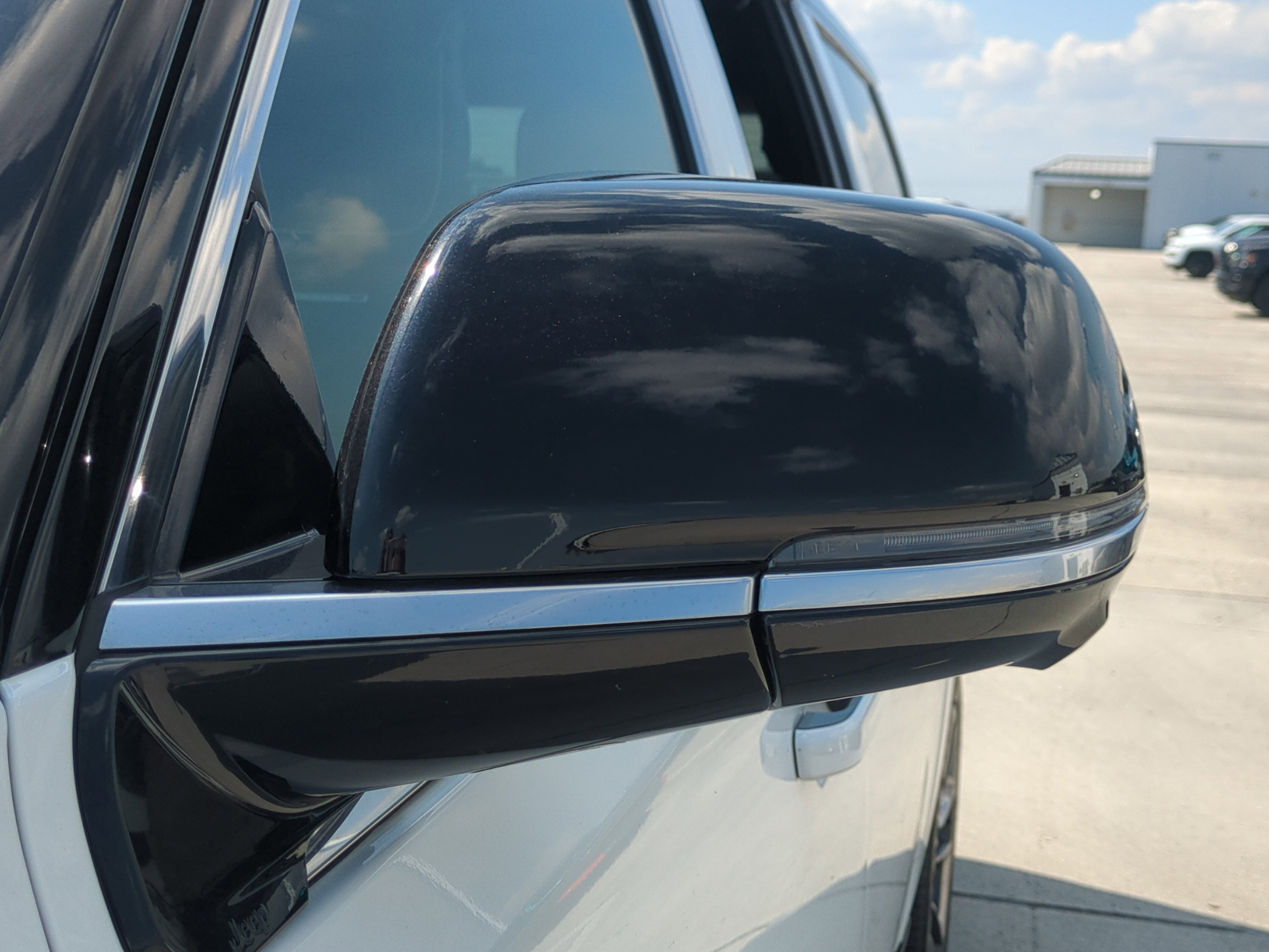 Certified 2024 Jeep Grand Wagoneer L Series III image 11