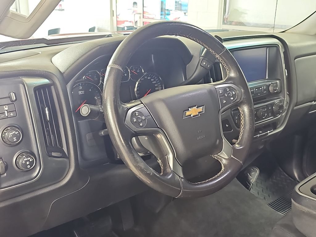 Used 2018 Chevrolet Silverado 1500 LT w/ All Star Edition AWD/4WD image 19