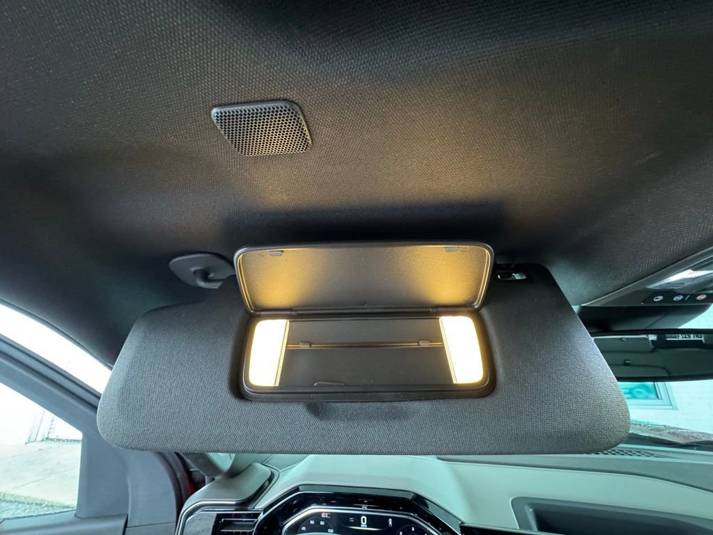 Used 2024 GMC Sierra 1500 SLT w/ SLT Premium Plus Package image 39