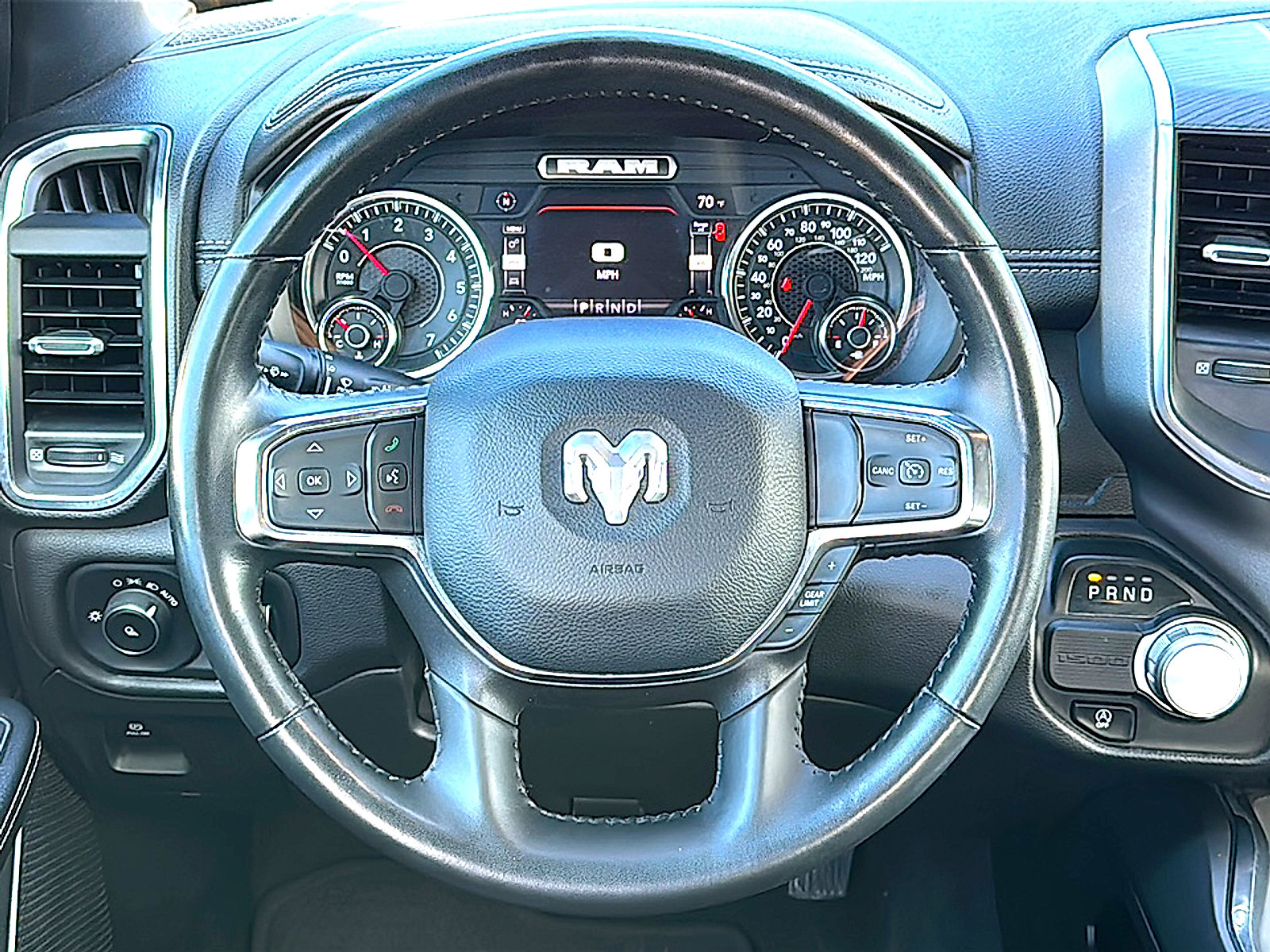 Used 2024 RAM 1500 Laramie image 27