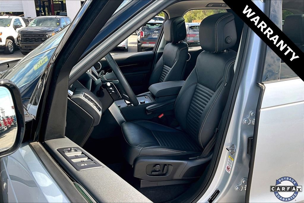 Used 2024 Land Rover Discovery S image 20