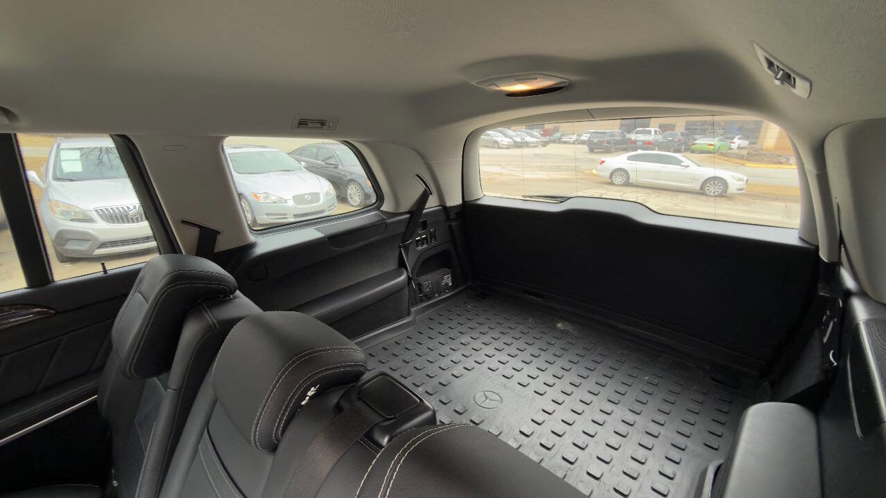 Used 2014 Mercedes-Benz GL 550 4MATIC image 44