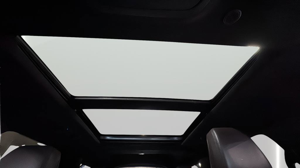 Used 2025 Ford Explorer Platinum w/ LUX Leather Package image 25