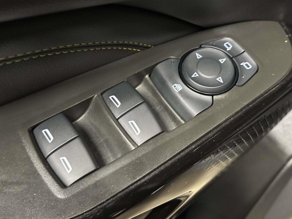 Used 2024 Chevrolet Trax LT w/ Driver Confidence Package FWD image 17