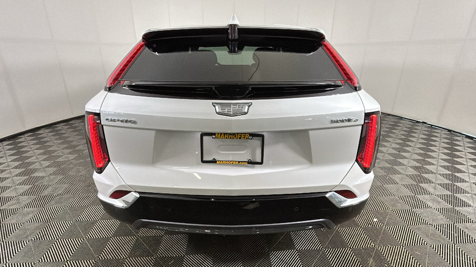 Used 2025 Cadillac Optiq Luxury 2 w/ LPO, Floor Liner Package AWD/4WD image 4