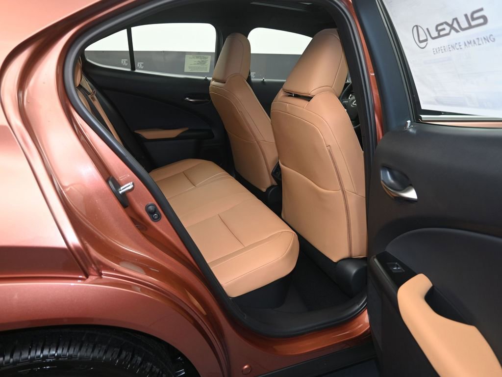 New 2026 Lexus UX 300h FWD image 10