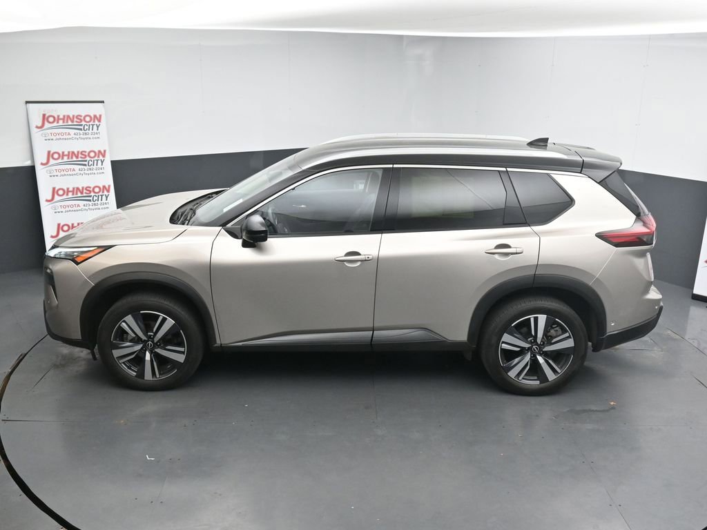 Used 2024 Nissan Rogue SL image 28