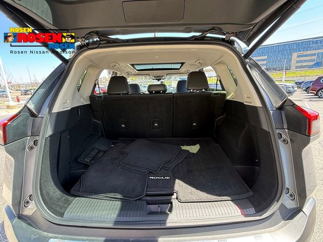 Certified 2023 Nissan Rogue SV w/ SV Premium B Package AWD/4WD image 29