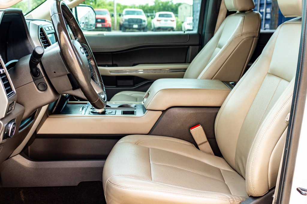 Used 2021 Ford Expedition XLT image 29