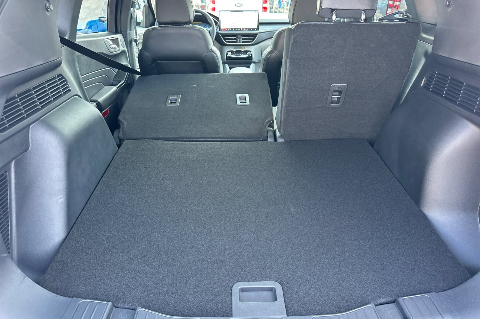 New 2025 Ford Escape Platinum w/ Premium Technology Package image 14