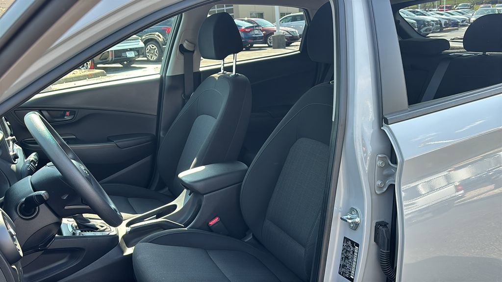 Used 2023 Hyundai Kona SEL AWD/4WD image 10