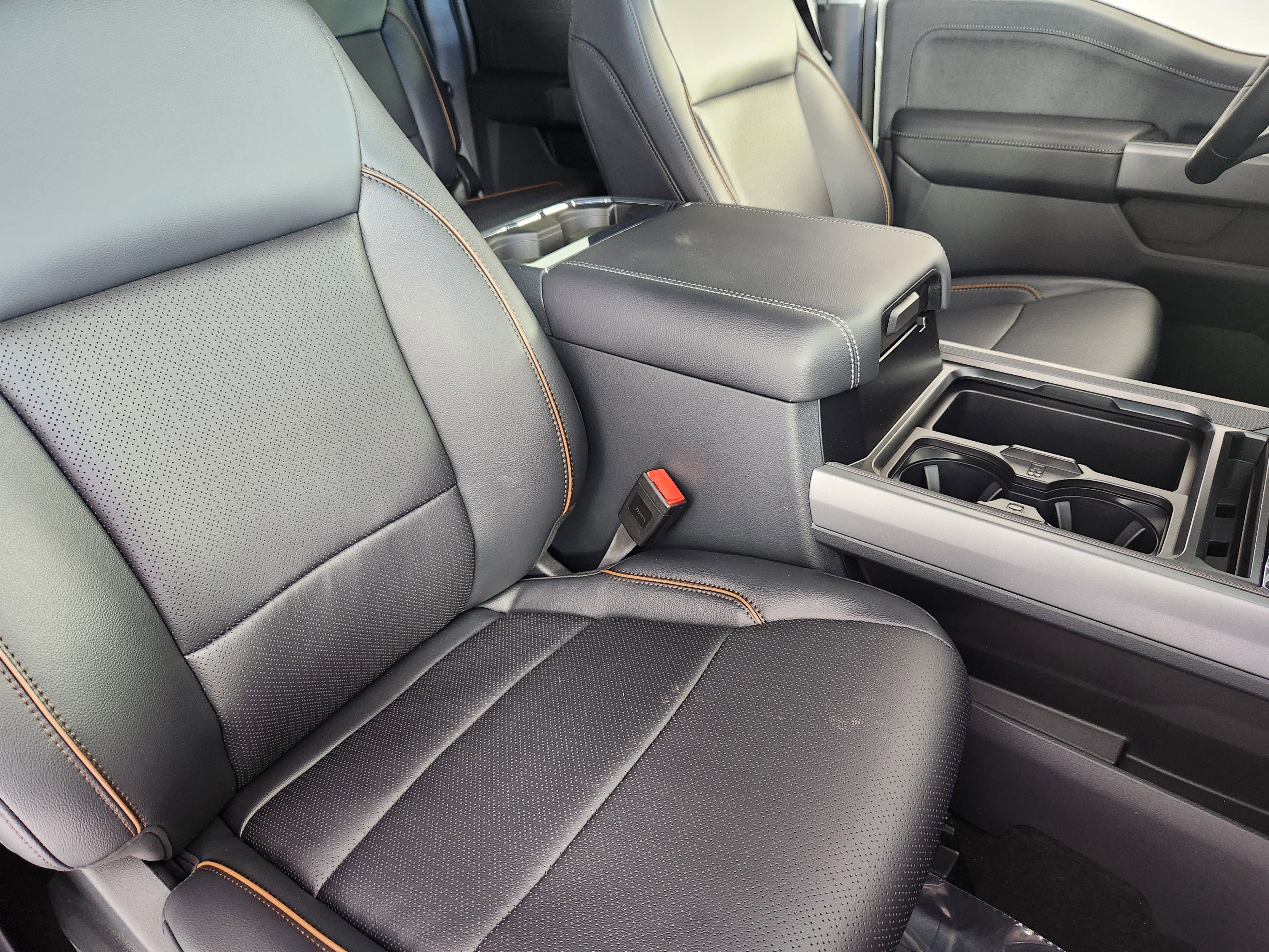 New 2026 Ford F250 Lariat image 9