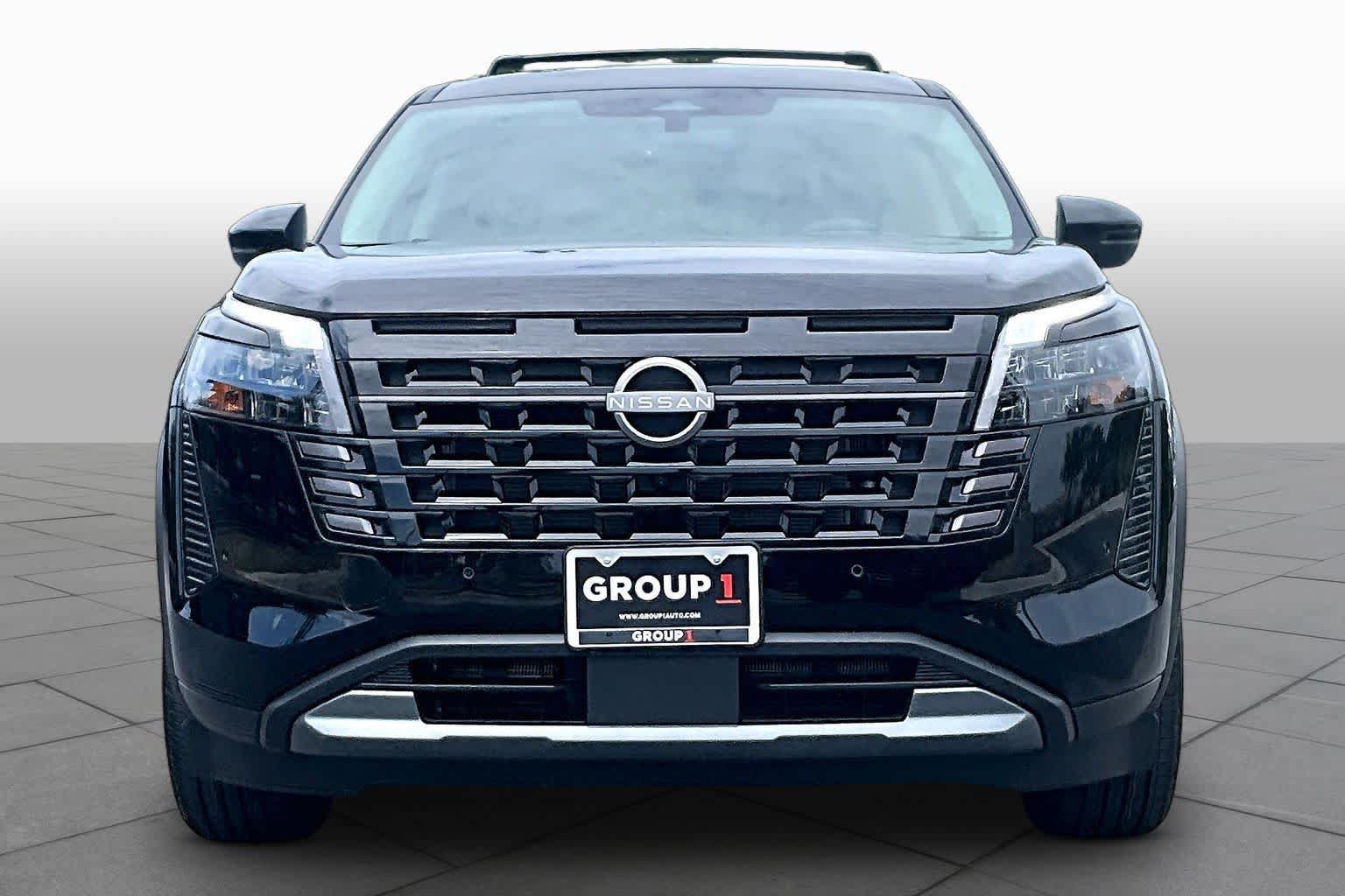 New 2026 Nissan Pathfinder SL FWD image 3