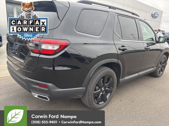 Used 2025 Honda Pilot Black Edition image 5