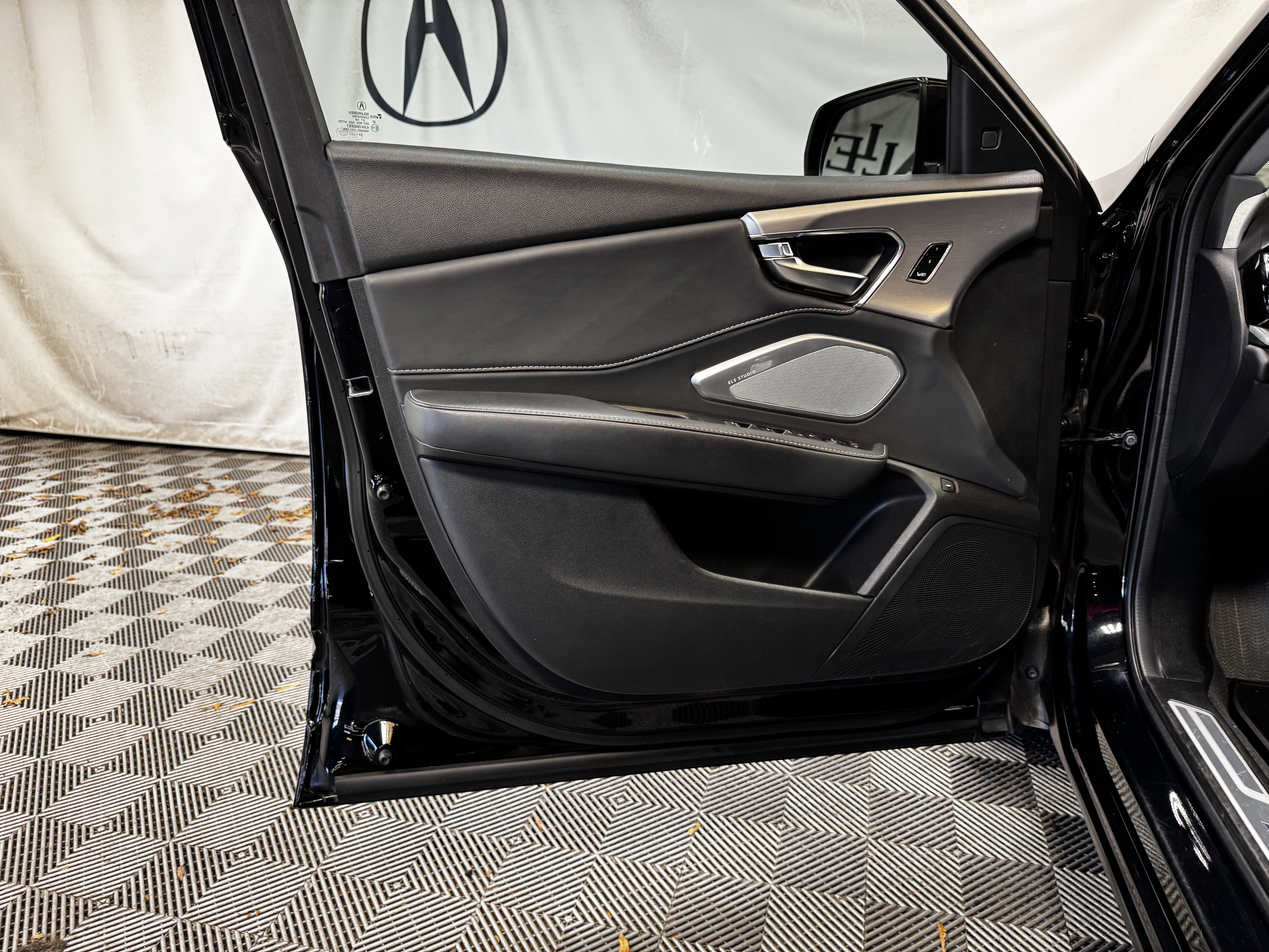 Certified 2022 Acura RDX FWD w/ Technology Package image 18