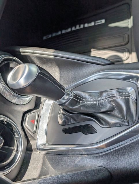 Used 2018 Chevrolet Camaro LT RWD image 19