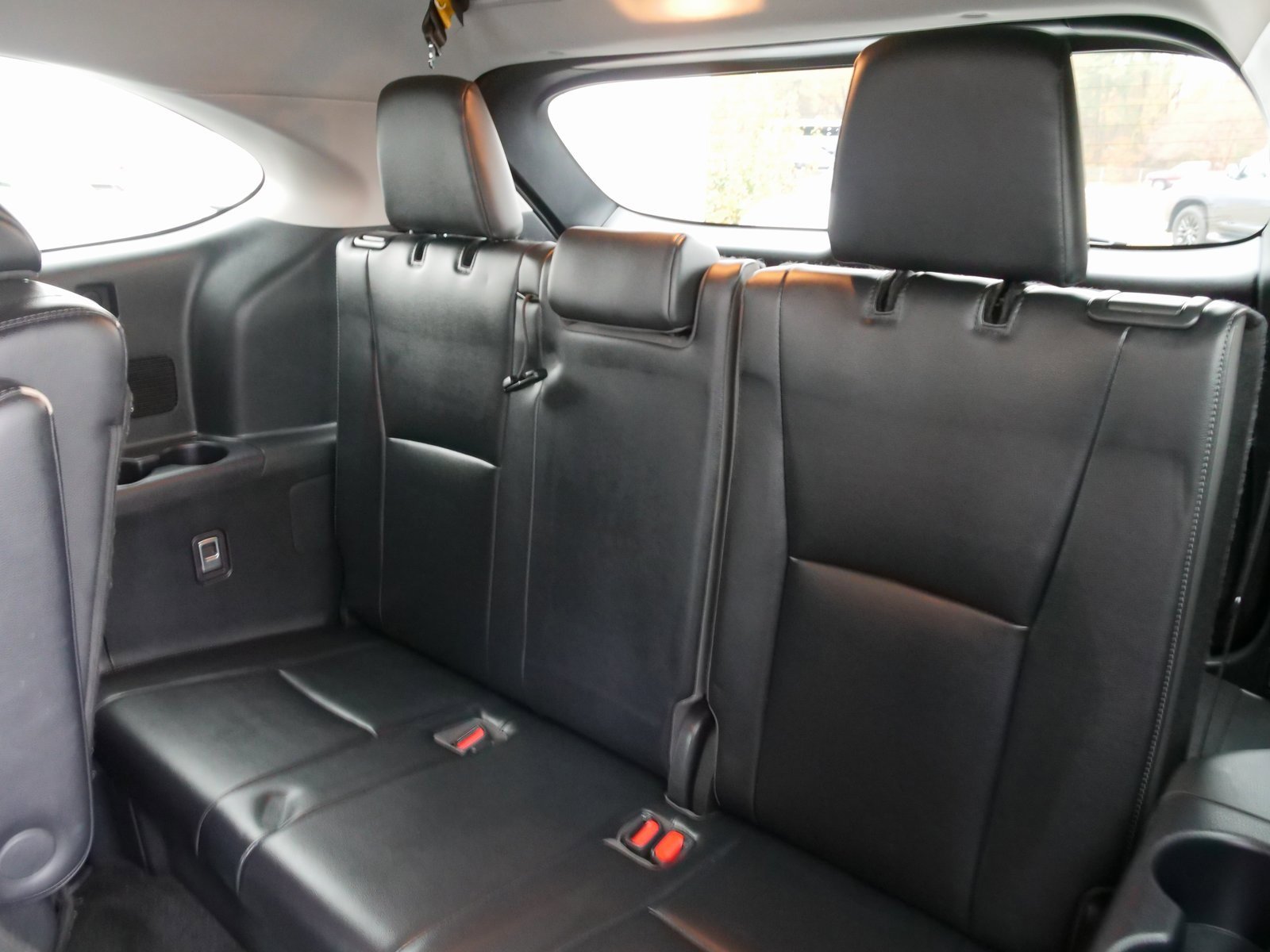 Used 2023 Toyota Highlander Limited image 17