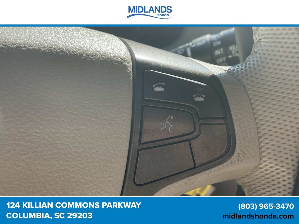 Used 2012 Toyota Sienna XLE FWD image 22